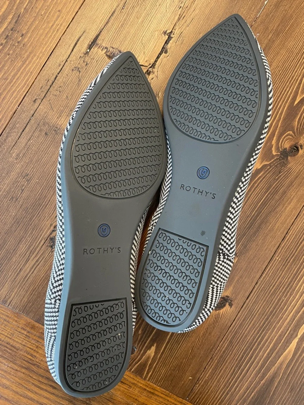 Rothys The Point Cloud Gray Birdseye Knit 🖤🤍 Women's Size 9.5 - Picture 4 of 5